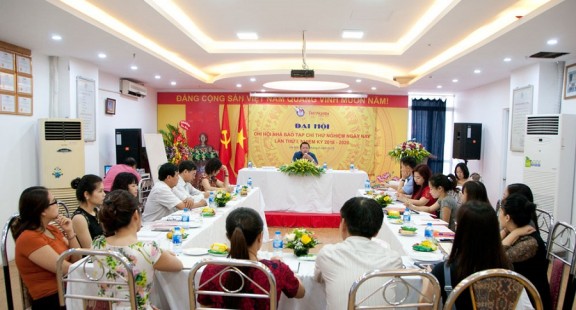 The Journalists Association today tested for the first time with the 'beat' together with the Journalists Association of Vietnam