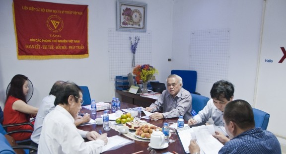 Phiên họp Ban Thường vụ chuẩn bị Lễ kỷ niệm 15 năm thành lập Hội VinaLAB (10/06/2013 – 10/06/2018)