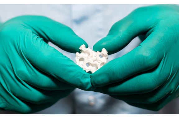 ESA đang nghiên cứu in 3D xương và da giúp cấp cứu các tai nạn trên vũ trụ