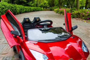 Các hãng sản xuất thử nghiệm va chạm đối với những chiếc siêu xe như thế nào?