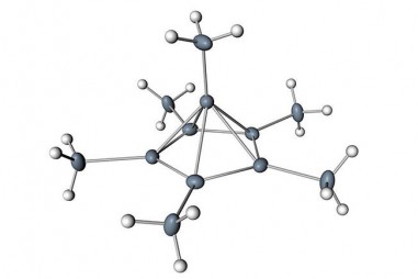 Lần đầu tiên nhìn thấy carbon có thể liên kết với 6 nguyên tử khác