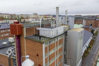 Cracking bằng hơi nước để tái chế rác thải nhựa