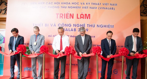 Triển lãm VinaLAB 2019