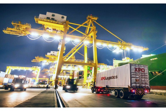 Khởi nghiệp ĐMST logistics: Cần đẩy mạnh ứng dụng khoa học, công nghệ để cạnh tranh