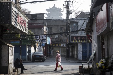 Các phòng thí nghiệm trên toàn thế giới gấp rút phân tích mẫu nCoV