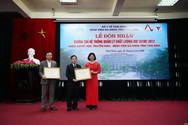 Văn phòng AOSC trao chứng chỉ ISO 15189:2012 cho Khoa huyết học - Bệnh viện Đa khoa tỉnh Thái Bình