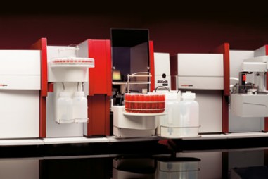 Bảo trì, Hiệu chuẩn máy AAS, UV-Vis