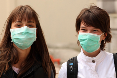 Nghiên cứu mới xác định virus corona có thể bám trên khẩu trang tới hơn 1 tuần