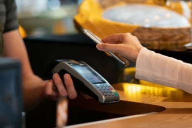 Công nghệ không chạm: biện pháp chống dịch Covid-19 hiệu quả trong tương lai