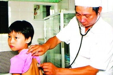 Phát hiện chủng enterovirus mới là tác nhân nguy hiểm gây bệnh tay chân miệng