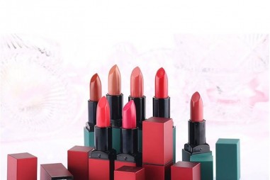 Xác định hàm lượng vết một số kim loại nặng trong son môi