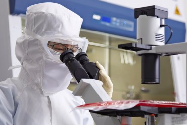 Thuốc alpha-ketoamide 13b có thể ngăn chặn sự phát triển virus SARS-CoV-2