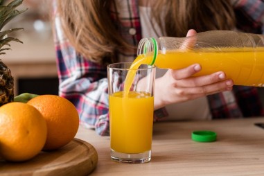 Giảm hàm lượng kim loại nặng cao trong nước ép trái cây