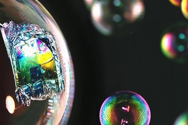 Pin mặt trời siêu mỏng trong công nghệ năng lượng không dây