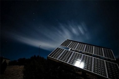 Các nhà khoa học vừa tạo ra pin Mặt trời "đảo ngược", có thể tạo ra điện khi Mặt Trời đã đi ngủ