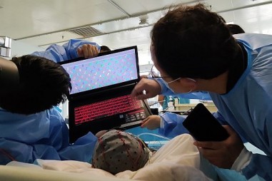 Công nghệ BCI giúp bệnh nhân bị liệt và mất ngôn ngữ nói được