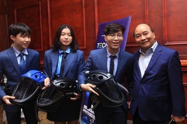 “Mũ cách ly di động Vihelm” và kỳ vọng kiến tạo chiến lược cách ly mới