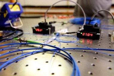 Các nhà nghiên cứu đạt viễn chuyển lượng tử với độ chính xác cao và bền vững