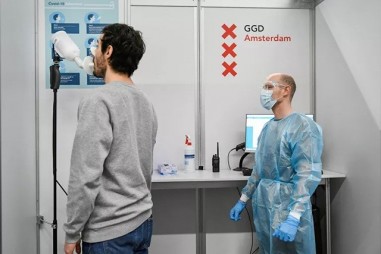 Hà Lan triển khai test nhanh thử nghiệm qua hơi thở phát hiện Covid-19