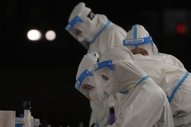 Phát hiện mới về biến chủng khiến ca mắc Covid-19 ở châu Âu tăng mạnh