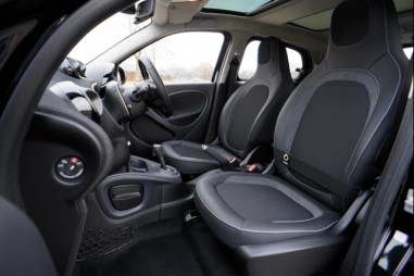 Mùi của xe ô tô mới mua có thể gây ung thư?