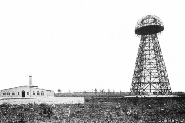 Có thể phát điện qua không khí?