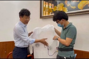 Trang phục bảo hộ chống nóng cho nhân viên y tế