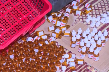 Mỹ phẩm có tem xuất xứ nước ngoài, ruột được pha chế thủ công