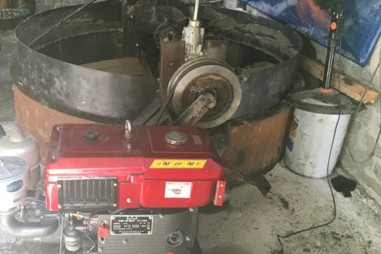 Phát hiện cơ sở thu gom và tái chế dầu thải tại Ninh Bình