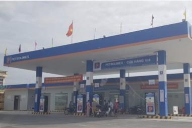 Hà Nam: Đất công ty xăng “mọc” lên trạm trộn bê tông gây ô nhiễm môi trường?