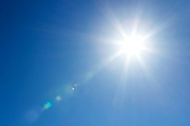 Phát triển loại nhựa phân hủy trong một tuần dưới ánh sáng Mặt trời