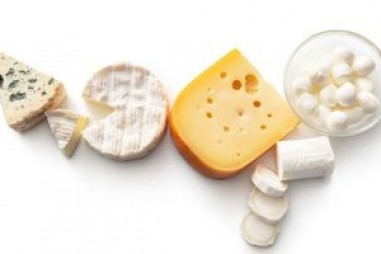 Trận chiến với vi khuẩn: Cách nuôi cấy bảo vệ có thể phòng ngừa mầm bệnh từ nguyên liệu làm pho mát