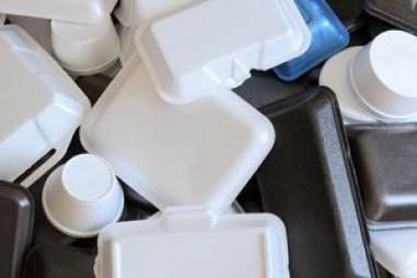 Các nhà hóa học khai thác mặt trời để xử lý tái sử dụng chất thải nhựa