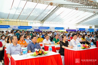 8.500 cơ hội việc làm cho sinh viên Đại học Công nghiệp Hà Nội tại Ngày hội việc làm 2022