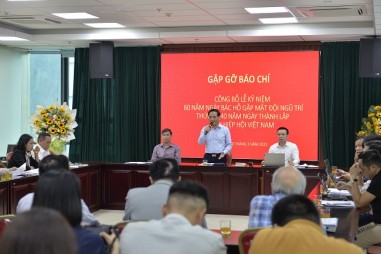 Đội ngũ trí thức góp phần phát triển kinh tế xã hội, đảm bảo an ninh quốc phòng của đất nước