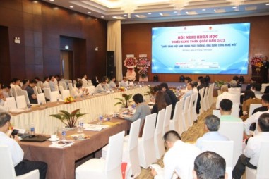 "Chiếu sáng Việt Nam trong phát triển và ứng dụng công nghệ mới"