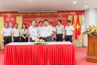 Lễ ký kết quy chế phối hợp giữa Lãnh đạo và Chi bộ Tạp chí Thử nghiệm Ngày nay