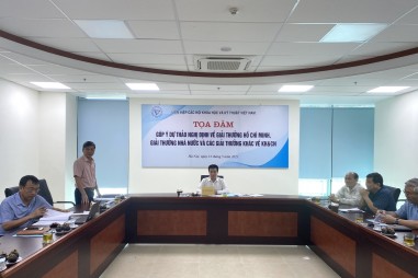 Cần bổ sung các tiêu chí xét tặng Giải thưởng Hồ Chí minh và Giải thưởng Nhà nước