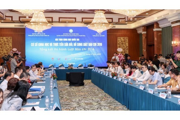 Hoàn thiện hành lang pháp lý, tạo sự chủ động, linh hoạt cho cơ quan báo chí