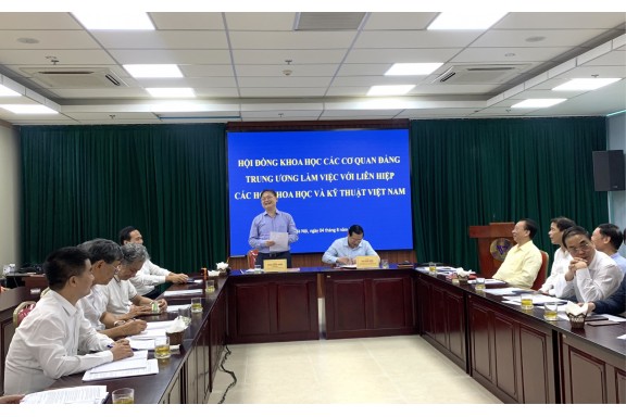 Tăng cường các hoạt động phối hợp giữa Liên hiệp Hội Việt Nam và Hội đồng Khoa học các cơ quan Đảng Trung ương