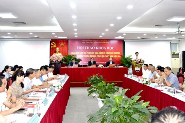 Hoàn thiện cơ chế phối hợp giữa Đảng ủy, Hội đồng trường và Hiệu trưởng trường đại học công lập ở Việt Nam hiện nay