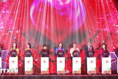 Chính thức phát động Tháng Nhân đạo cấp quốc gia năm 2024