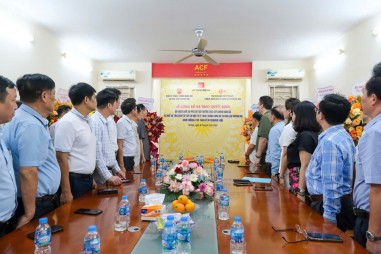 Lễ công bố và trao quyết định bổ nhiệm chức vụ Phó Chủ tịch thường trực Hội đồng Quản lý Quỹ Chống hàng giả và Tổng biên tập Tạp chí Điện tử Kỹ thuật Chống hàng giả và Gian lận thương mại