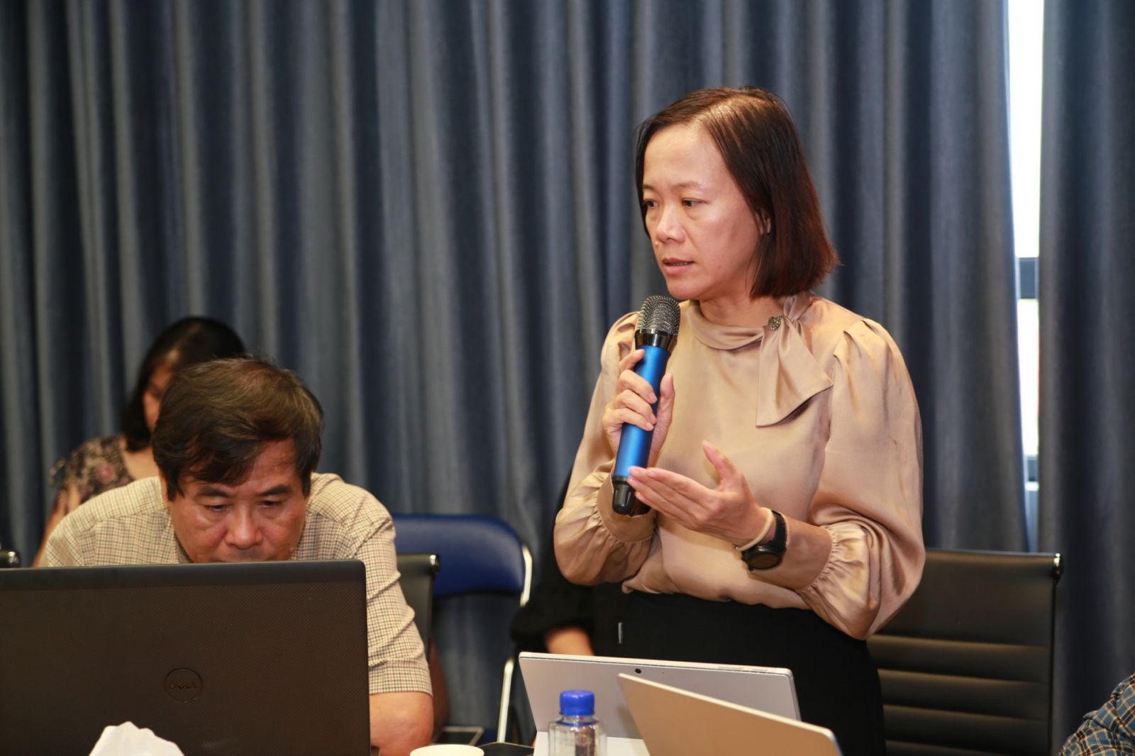 PGS.TS Trần Thị Việt Nga, Trưởng khoa Kỹ thuật môi trường, Trường Đại học Xây dựng Hà Nội, Chủ trì tư vấn lập Đề án trình bày dự thảo Đề án