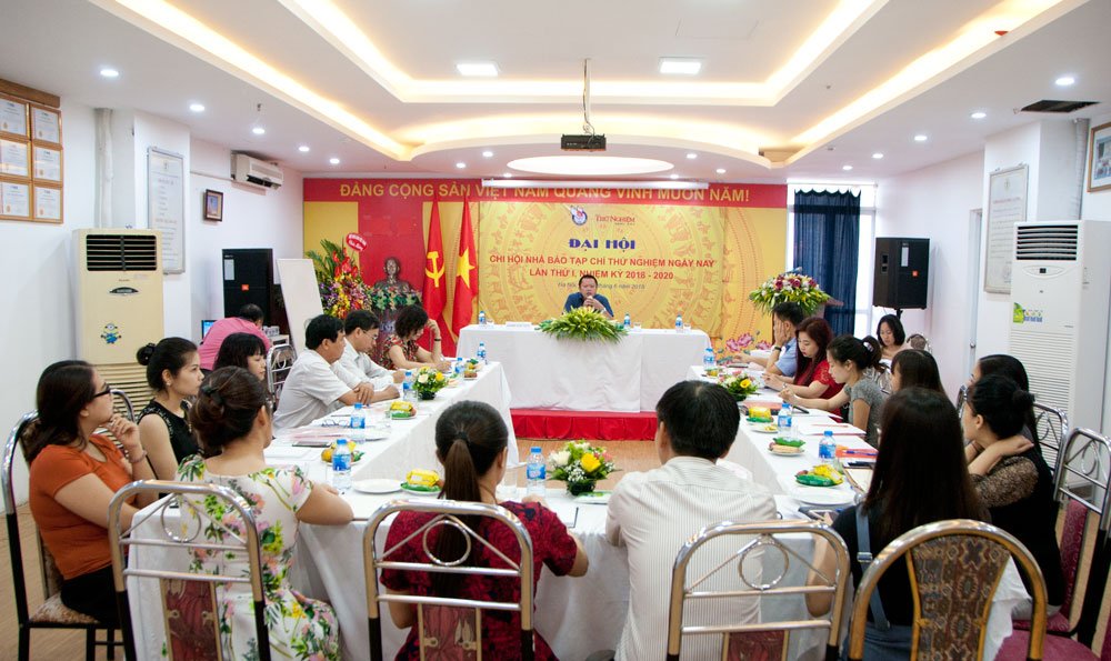 chi-hoi-nha-bao-tap-chi-thu-nghiem-ngay-nay-lan-dau-hoa-chung-nhip-dap-cung-hoi-nha-bao-viet-nam